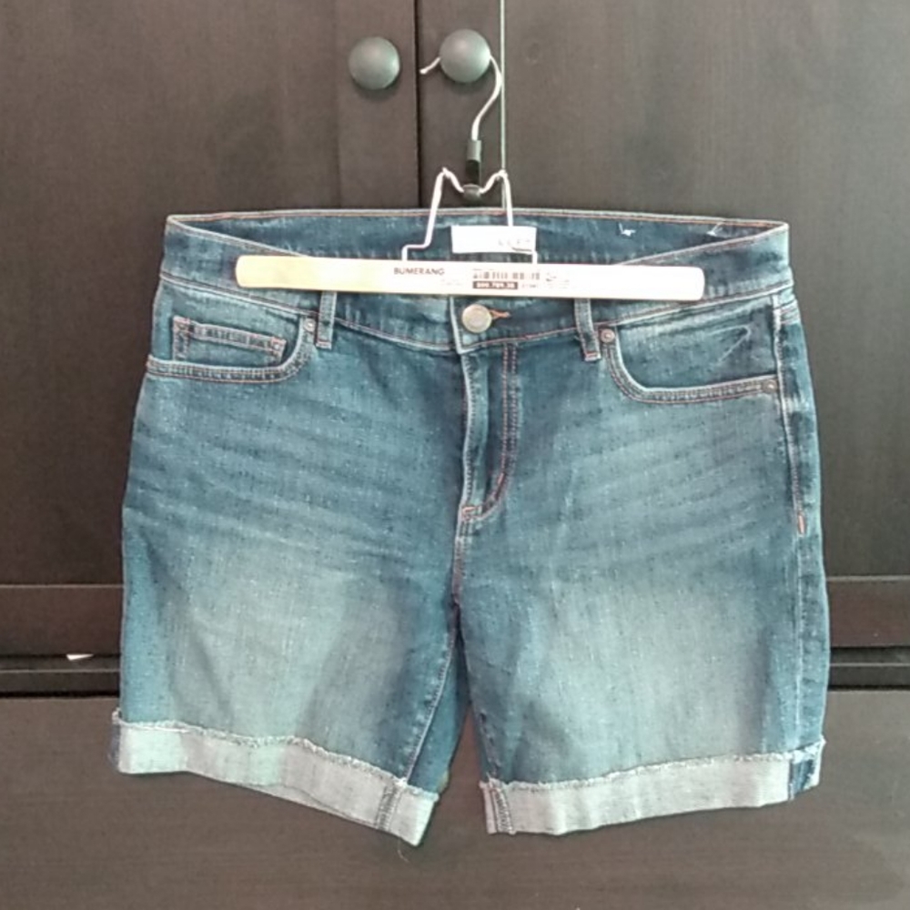 Loft denim shorts size 28/6